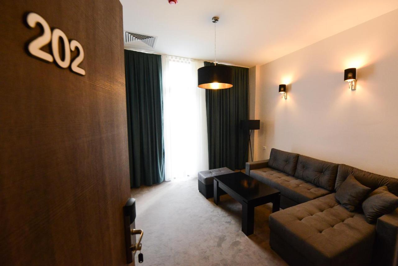Hotel Cara 28 Üsküp Dış mekan fotoğraf