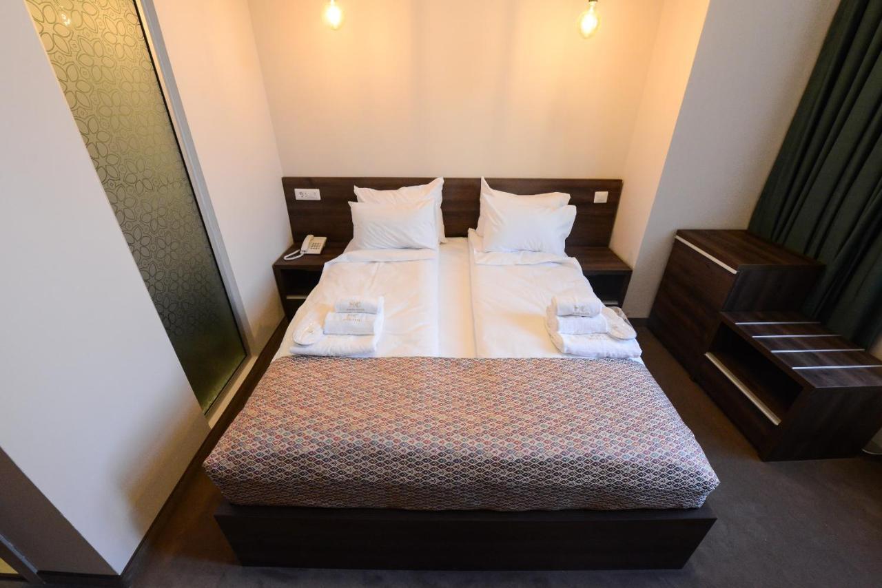 Hotel Cara 28 Üsküp Dış mekan fotoğraf